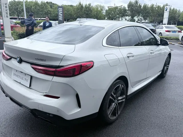 BMW 2 Series — Фото автомобиля 13