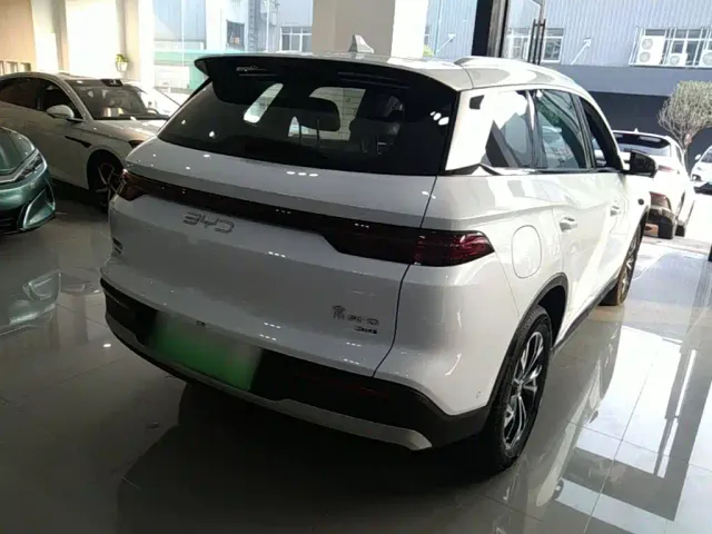 BYD Song Pro — Фото автомобиля 6