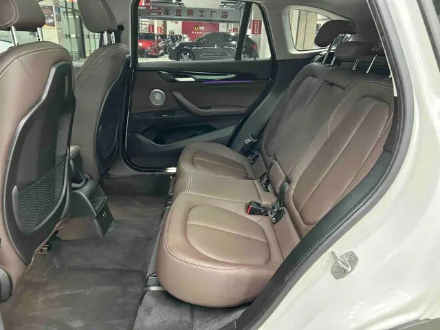 BMW X1 — Фото автомобиля 21