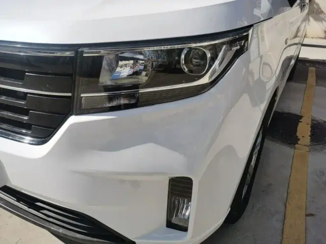 Wuling Zhengcheng — Фото автомобиля 23