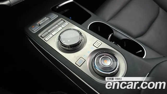 Genesis GV70 Electrified GV70 — Фото автомобиля 9