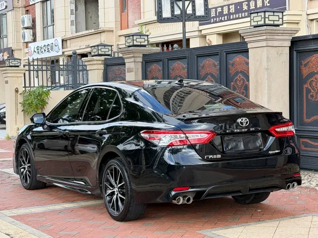 Toyota Camry — Фото автомобиля 9