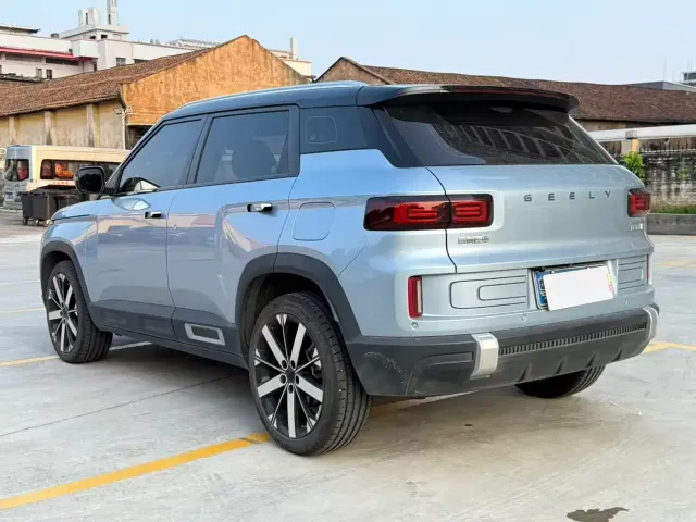 Geely ICON — Фото автомобиля 13