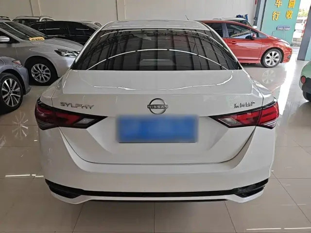 Nissan Sylphy — Фото автомобиля 5