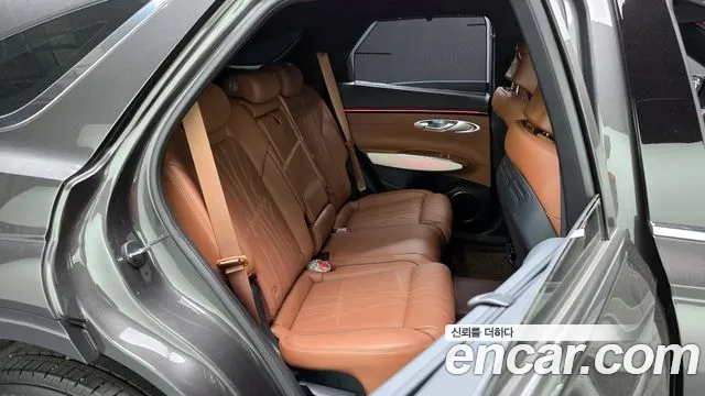 Genesis GV70 2.5T Бензин AWD — Фото автомобиля 11