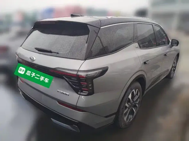 Ford Edge — Фото автомобиля 9