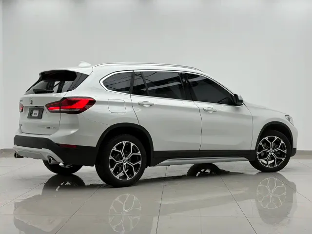 BMW X1 — Фото автомобиля 16