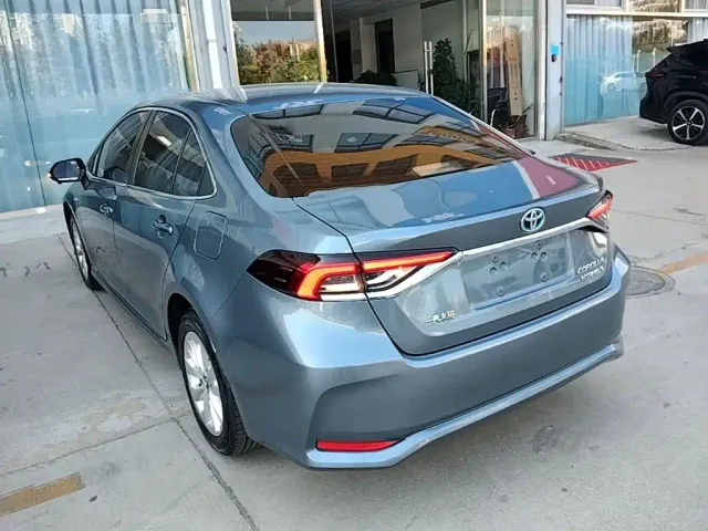 Toyota Corolla — Фото автомобиля 4