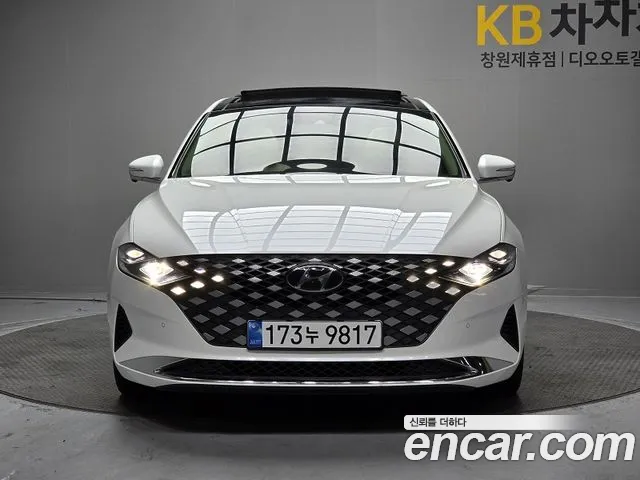 Hyundai Grandeur Grandeur (New) — Фото автомобиля 3