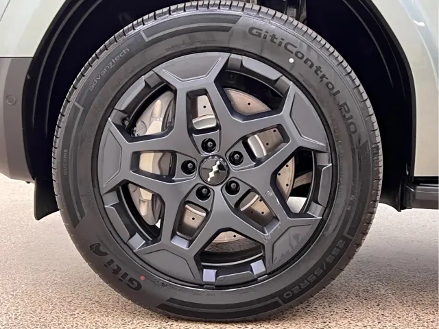 BYD FangChengBao Titanium 7 — Фото автомобиля 10