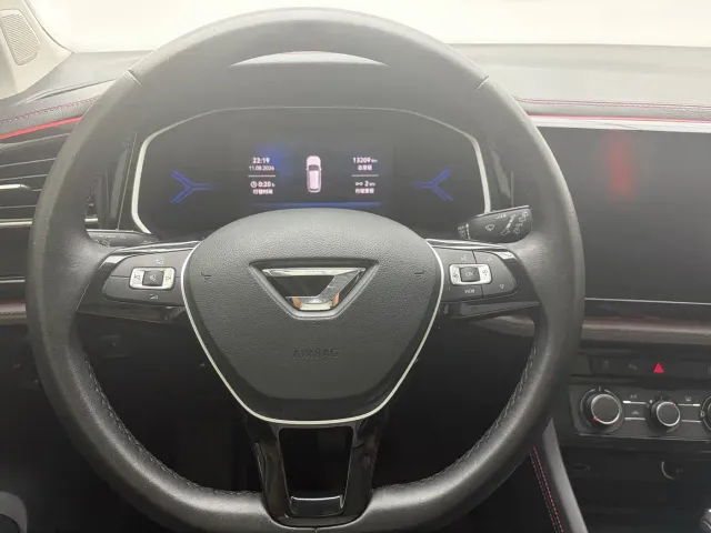 Jetta VS7 — Фото автомобиля 14