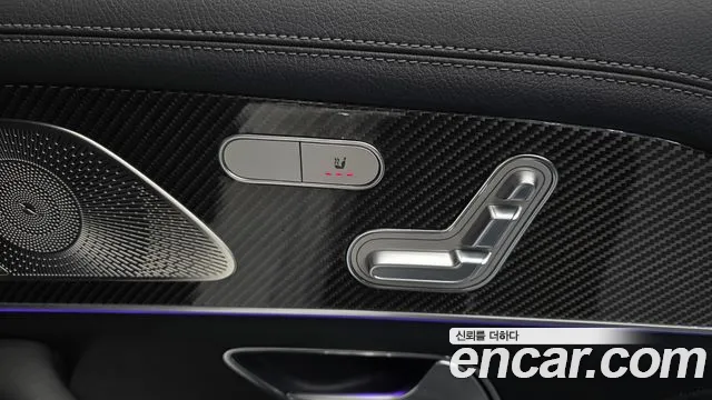 Mercedes-Benz GLE-Class — Фото автомобиля 19
