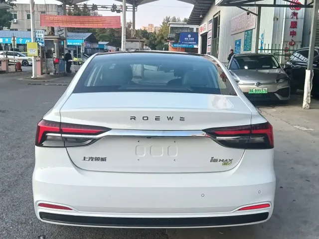 Roewe i6 MAX EV — Фото автомобиля 9