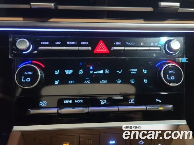 Hyundai Santafe — Фото автомобиля 17