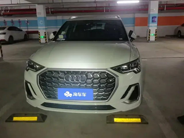 Audi Q3 — Фото автомобиля 2