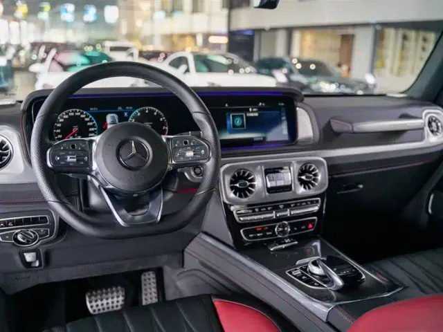 Mercedes-Benz G-Class — Фото автомобиля 2