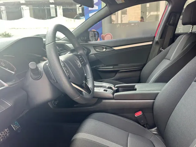 Honda Civic — Фото автомобиля 4