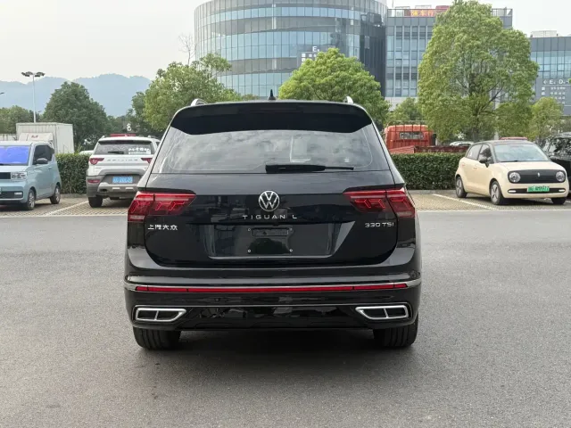 Volkswagen Tiguan L — Фото автомобиля 5