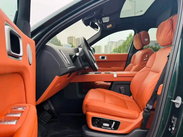 Li Auto L9 — Фото автомобиля 4