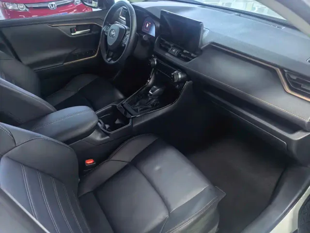 Toyota Wildlander — Фото автомобиля 8