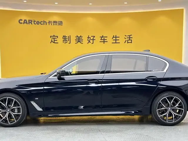 BMW 5 Series — Фото автомобиля 7