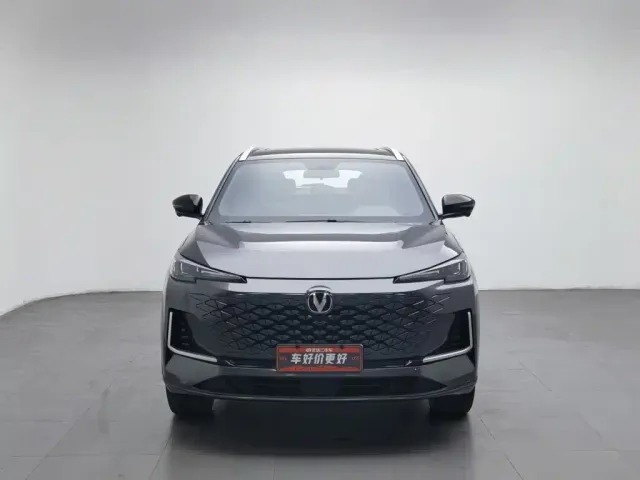 Changan CS55 Plus — Фото автомобиля 3