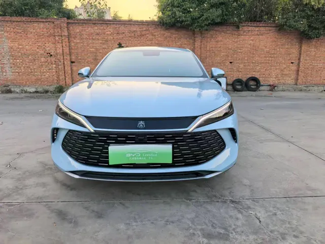 BYD Qin L — Фото автомобиля 4