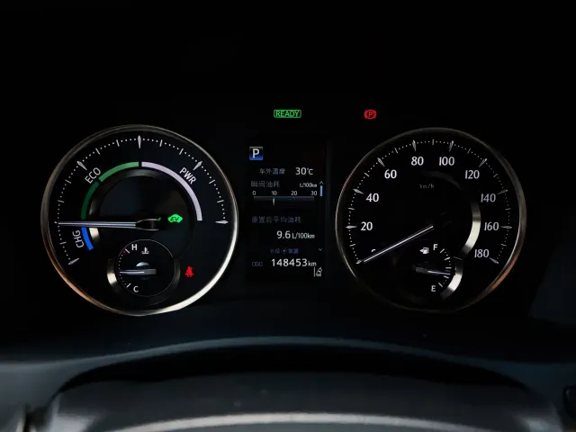 Lexus LM — Фото автомобиля 15