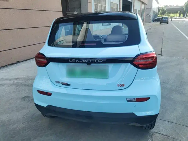 Leapmotor T03 — Фото автомобиля 5