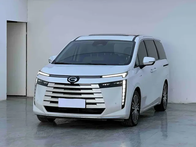 Фотография автомобиля — GAC Trumpchi E8