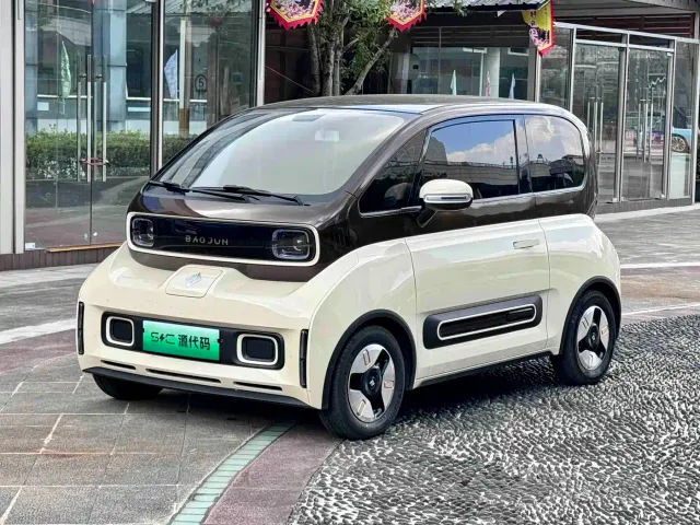 Baojun KiWi EV — Фото автомобиля 2