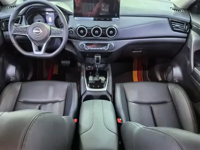 Nissan X-Trail — Фото автомобиля 8