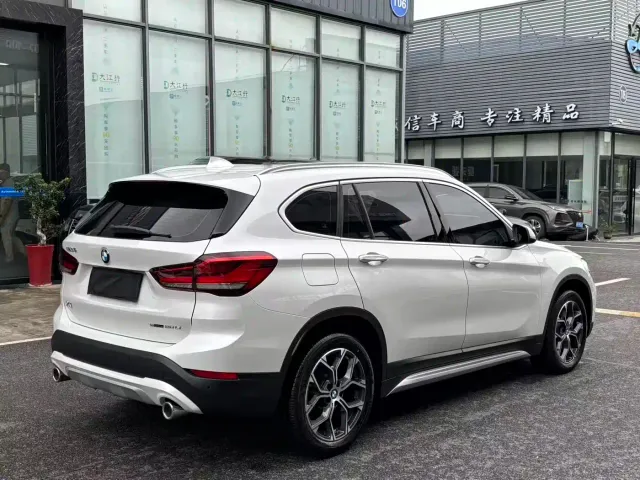 BMW X1 — Фото автомобиля 9