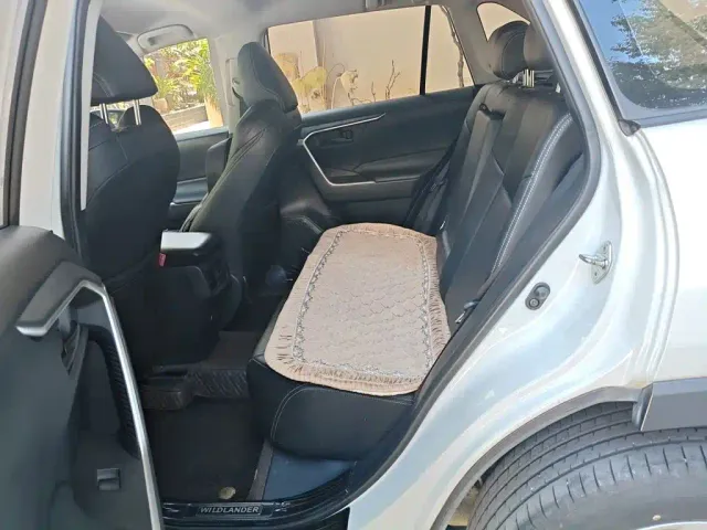 Toyota Wildlander — Фото автомобиля 13