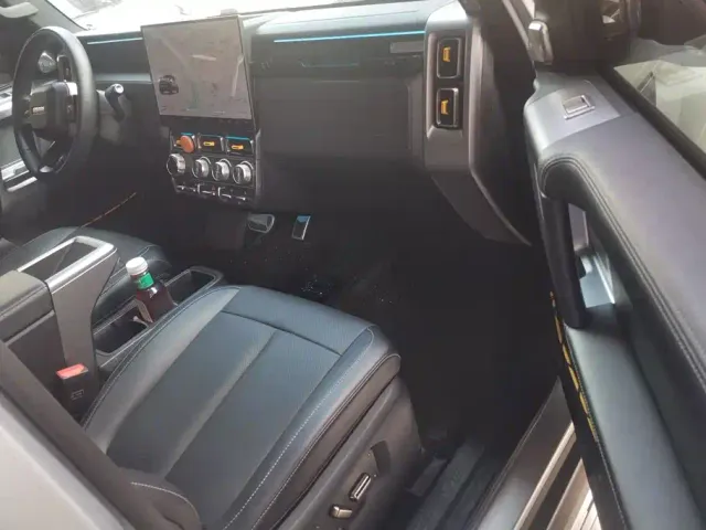 iCAR V23 — Фото автомобиля 8