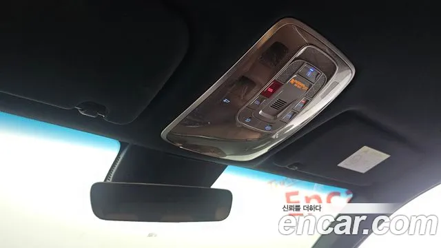Genesis GV70 — Фото автомобиля 25