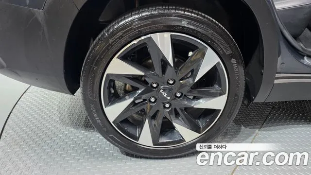 Kia Seltos — Фото автомобиля 5