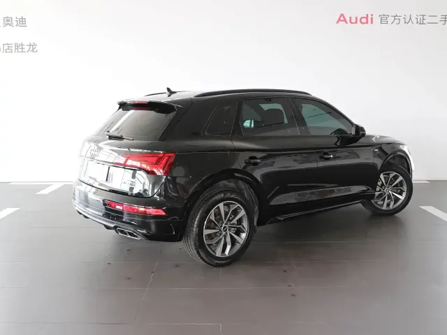 Audi Q5L — Фото автомобиля 4