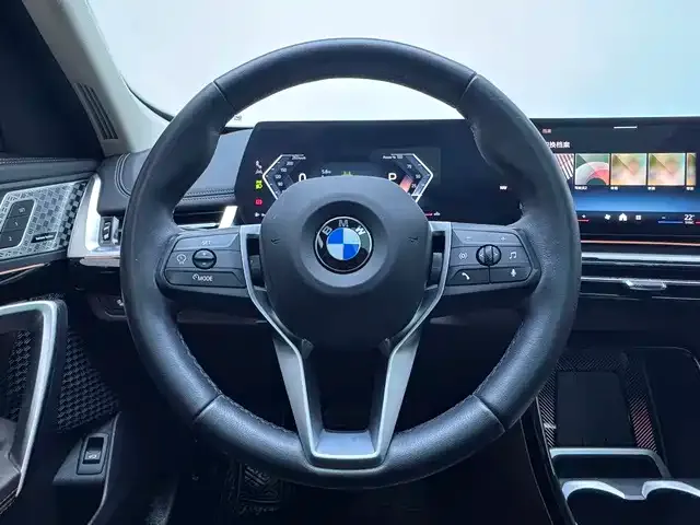 BMW X1 — Фото автомобиля 13