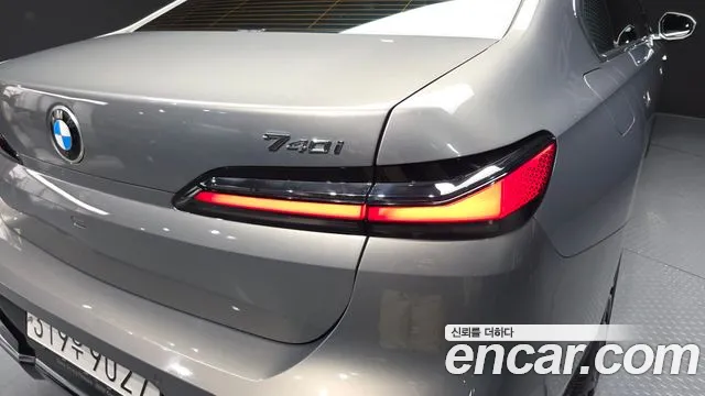 BMW 7-Series 7 серия (G70) 740i sDrive M Sport — Фото автомобиля 22