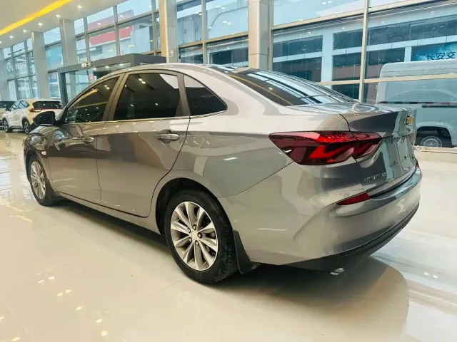 Chevrolet Monza 2022 320 Automatic Enjoyment Sunroof Edition — Фото автомобиля 5
