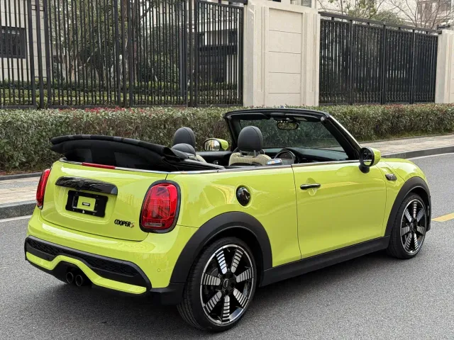MINI Hatch — Фото автомобиля 11