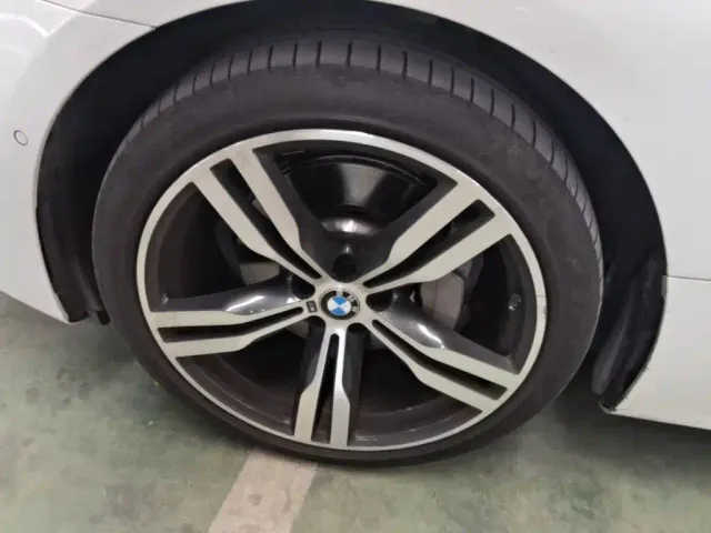 BMW 6 Series Gran Turismo — Фото автомобиля 22
