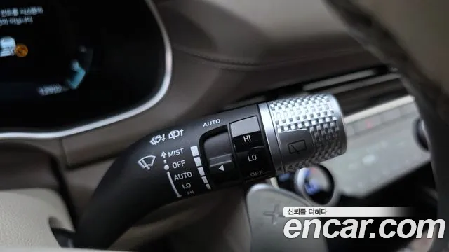 Genesis GV80 — Фото автомобиля 27