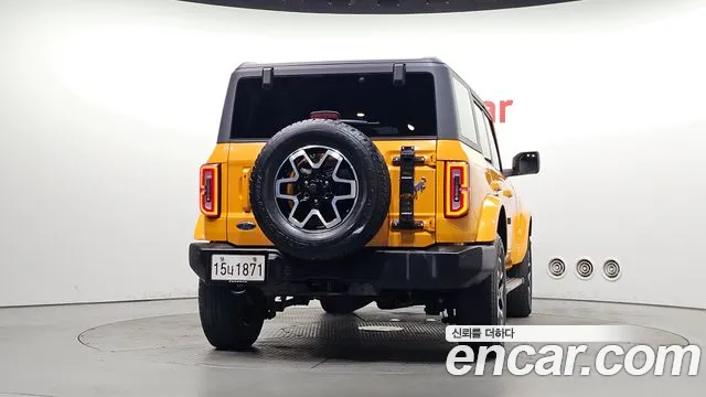 Ford Bronco 6th Gen — Фото автомобиля 4