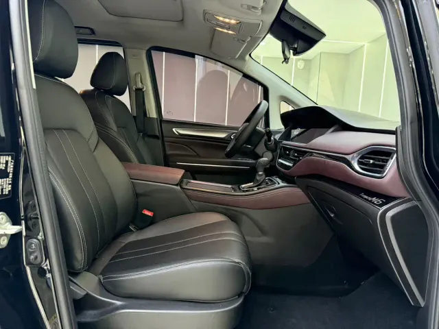 GAC Trumpchi M6 — Фото автомобиля 6