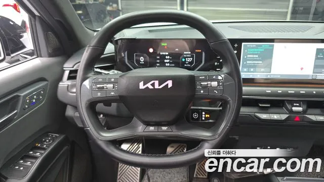 Kia EV9 — Фото автомобиля 11
