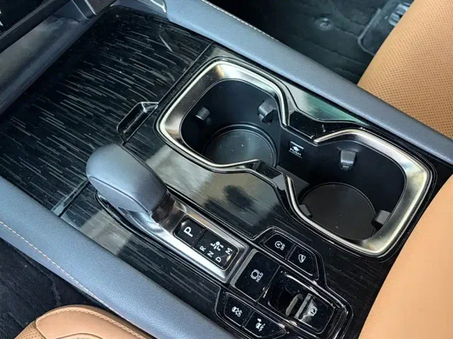 Lexus RX — Фото автомобиля 14