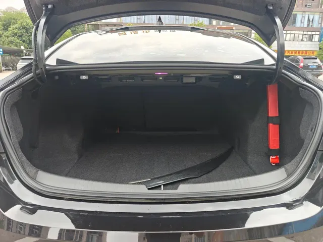 Chevrolet Malibu XL — Фото автомобиля 18