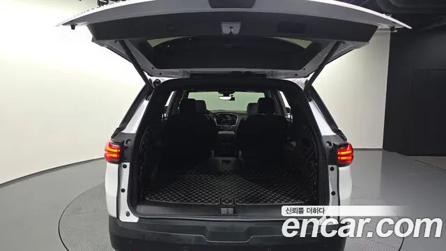 ChevroletGMDaewoo Traverse Traverse 3.6 AWD LT Leather Premium — Фото автомобиля 19